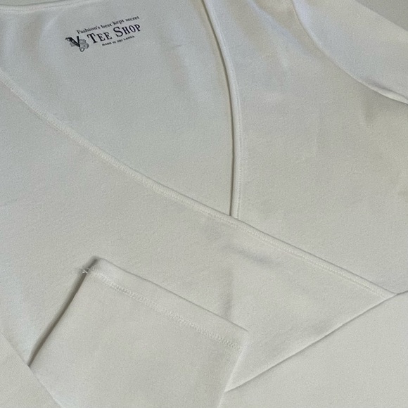 Victoria’s Secret Tee Shop - White V neck Top - Picture 3 of 6